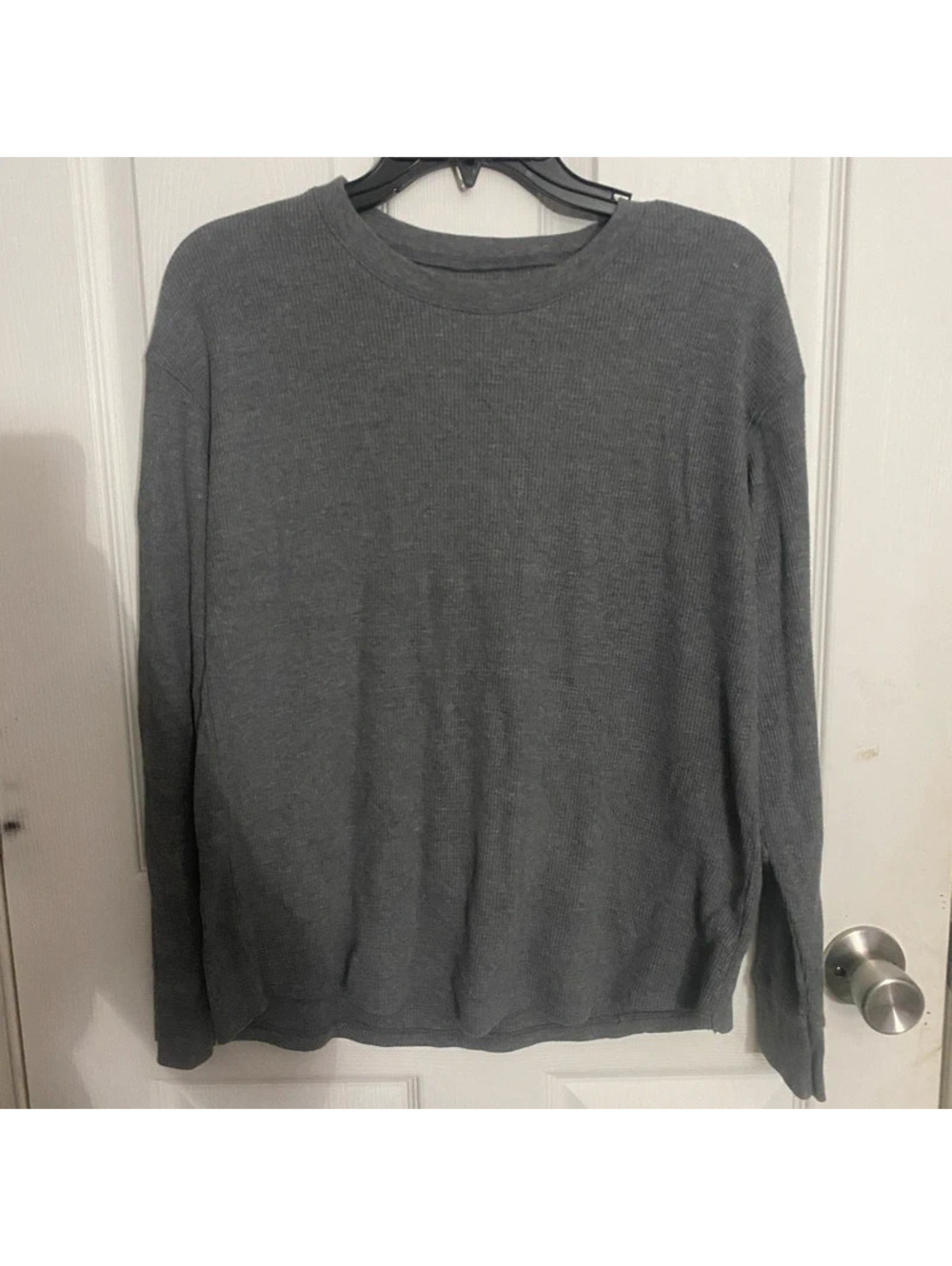 Time and Tru Gray Waffle Knit Top Size L